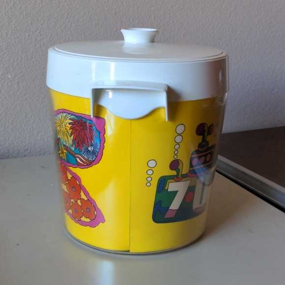 Magical Mystery Tour 7 up ice bucket - Picture 6 of 8